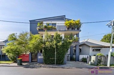 Listing Photograph