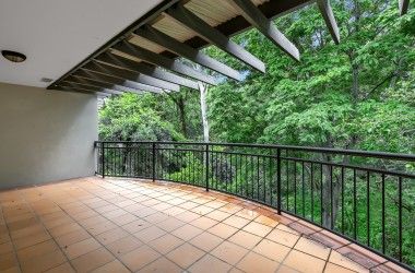 Listing Photograph