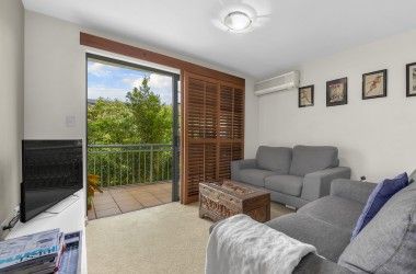 Listing Photograph