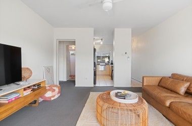 Listing Photograph