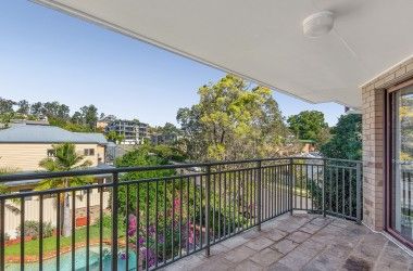 Listing Photograph