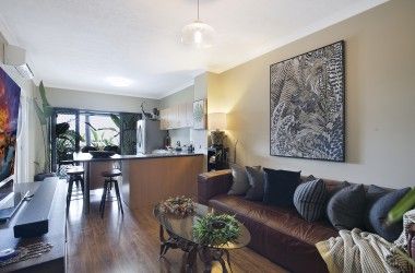Listing Photograph
