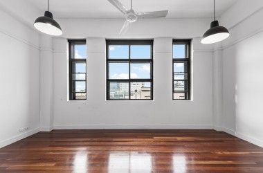 Listing Photograph