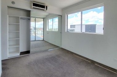 Listing Photograph