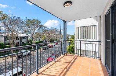 Listing Photograph