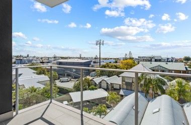 Listing Photograph