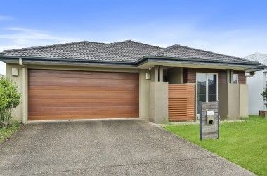 Listing Photograph
