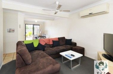 View Listing Listing Photograph