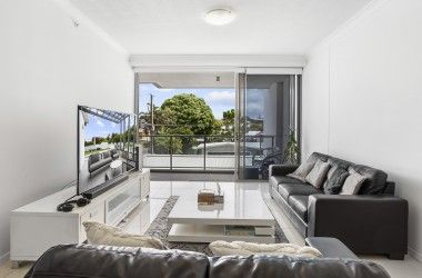 View Listing Listing Photograph