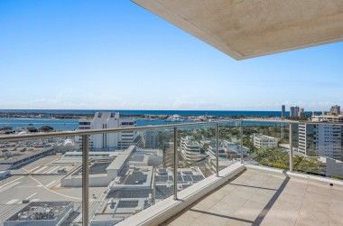 View Listing Listing Photograph