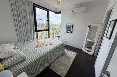 View Listing Listing Photograph