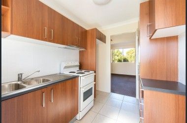 View Listing Listing Photograph