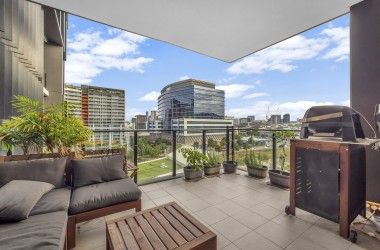 View Listing Listing Photograph