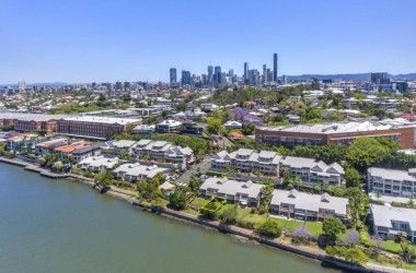 View Listing Listing Photograph