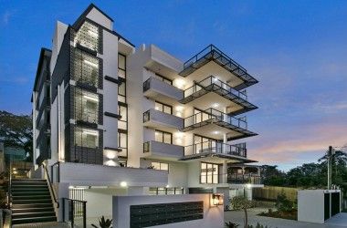 View Listing Listing Photograph