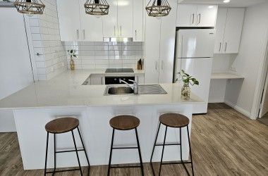 View Listing Listing Photograph