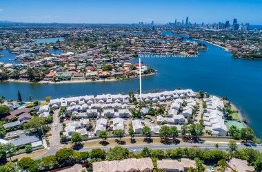 View Listing Listing Photograph