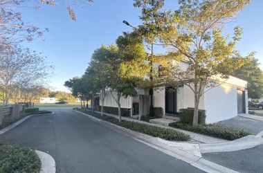 View Listing Listing Photograph