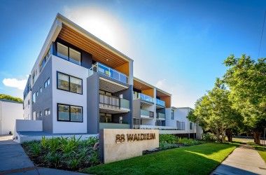 View Listing Listing Photograph