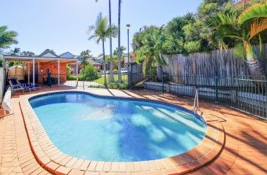 View Listing Listing Photograph