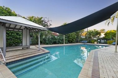 View Listing Listing Photograph