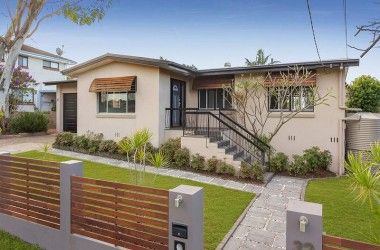 View Listing Listing Photograph