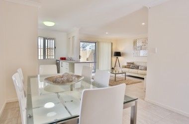 View Listing Listing Photograph