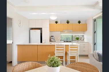 View Listing Listing Photograph