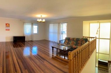 View Listing Listing Photograph