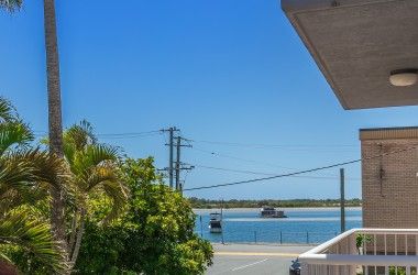 View Listing Listing Photograph