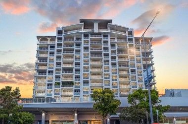 View Listing Listing Photograph