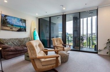 View Listing Listing Photograph