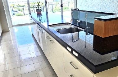 View Listing Listing Photograph