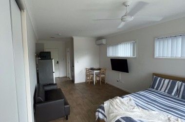 View Listing Listing Photograph