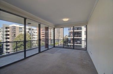 View Listing Listing Photograph