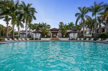 View Listing Listing Photograph