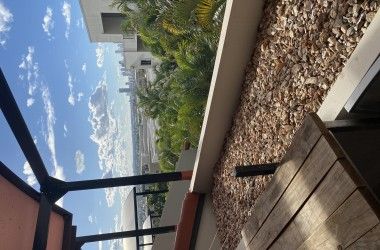 View Listing Listing Photograph