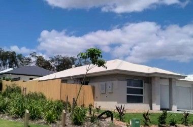 View Listing Listing Photograph