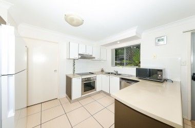 View Listing Listing Photograph