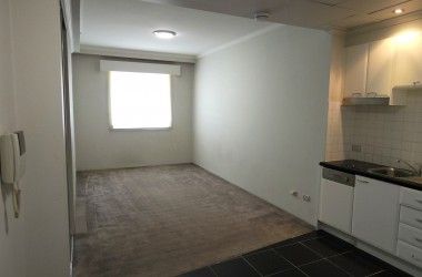 View Listing Listing Photograph