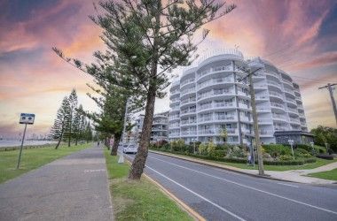 View Listing Listing Photograph