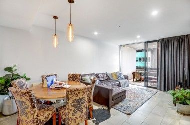 View Listing Listing Photograph