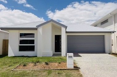 View Listing Listing Photograph