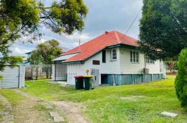 View Listing Listing Photograph