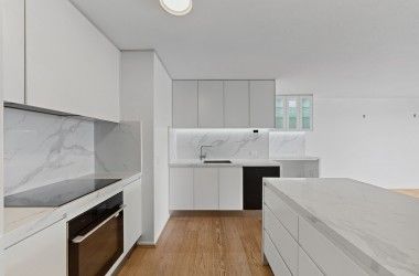 View Listing Listing Photograph