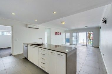 View Listing Listing Photograph