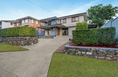 View Listing Listing Photograph