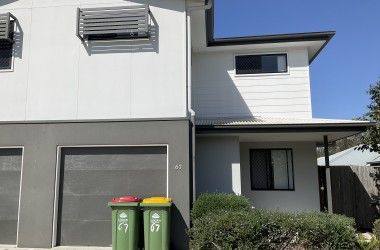 View Listing Listing Photograph