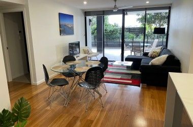 View Listing Listing Photograph