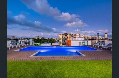 View Listing Listing Photograph